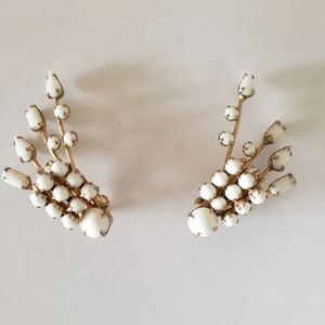 Vintage mcm clip on Resign Earrings Bubble Starburst Rare Artsy Avante Garde